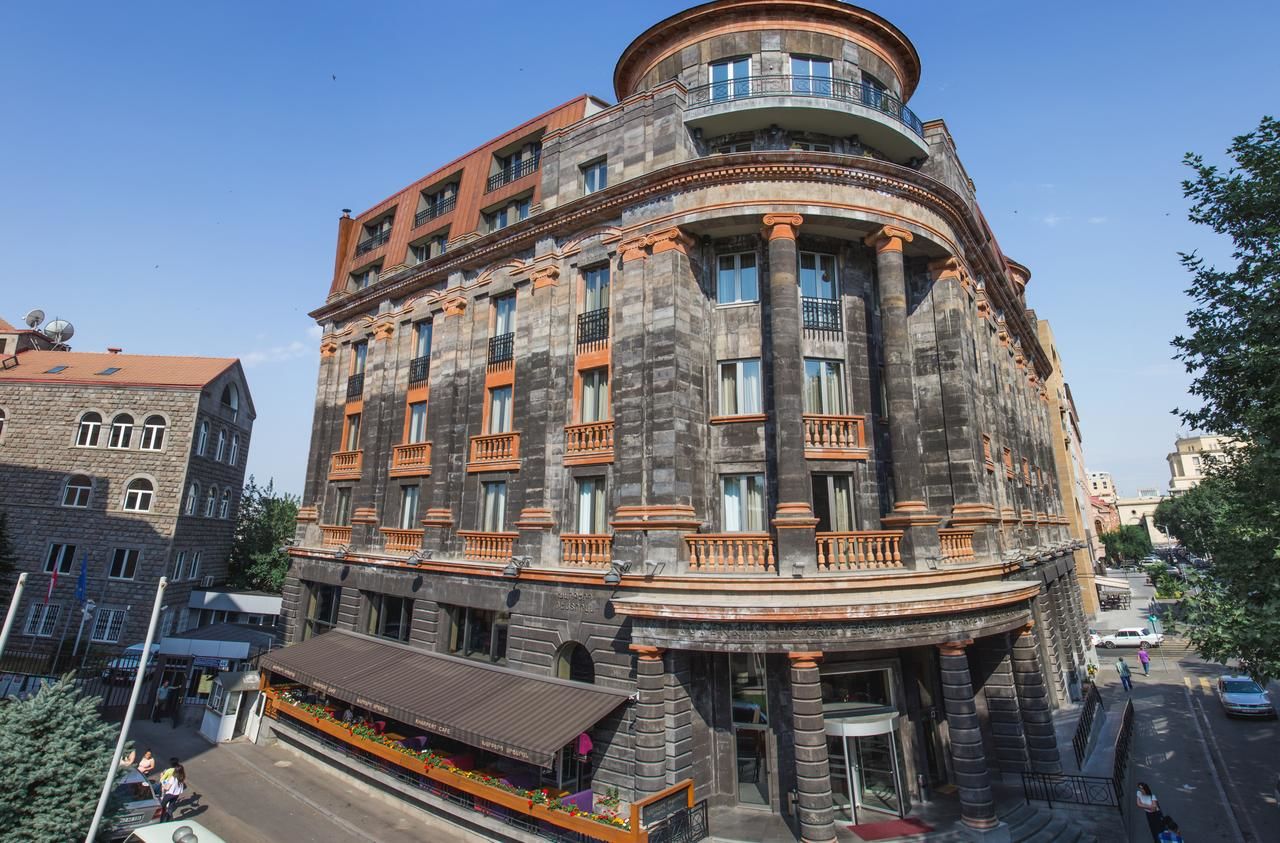 Отель Tufenkian Historic Yerevan Hotel Ереван-5